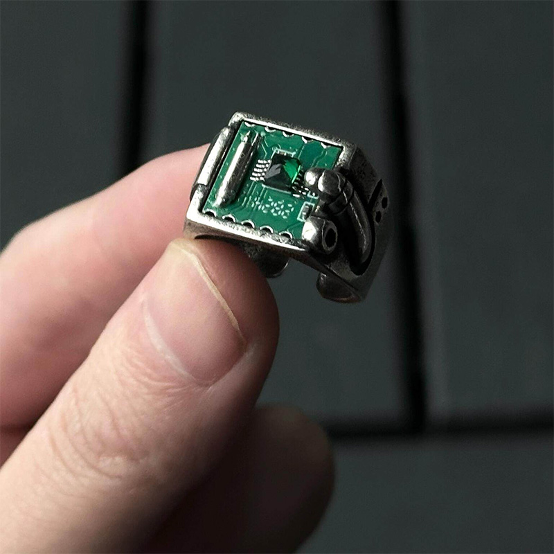 Tech Inspired PCB Pattern Ring - огляд і ціна Tech Inspired Accessories
