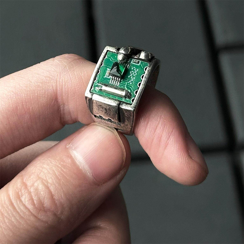 Tech Inspired PCB Pattern Ring - огляд і ціна Tech Inspired Accessories