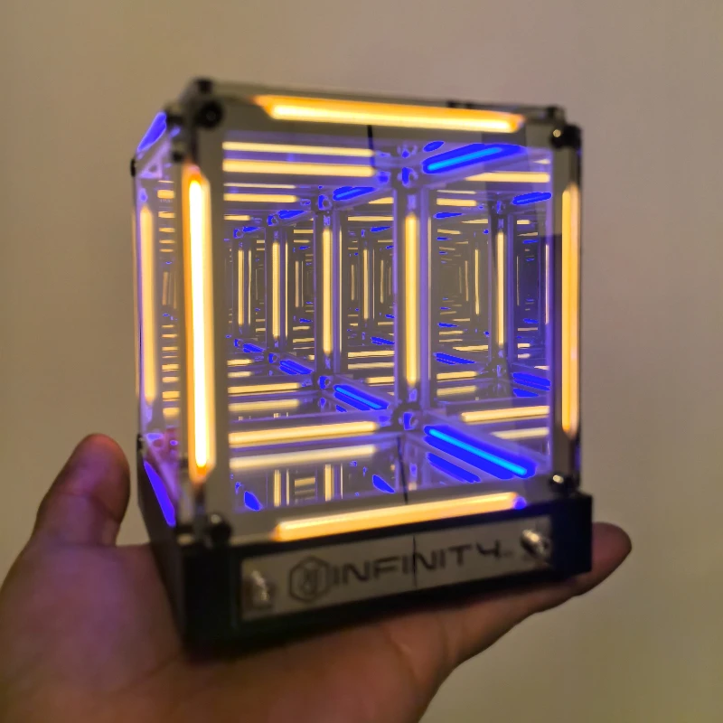Four-Dimensional Space Hypercu - огляд і ціна Tech Lighting Accessories